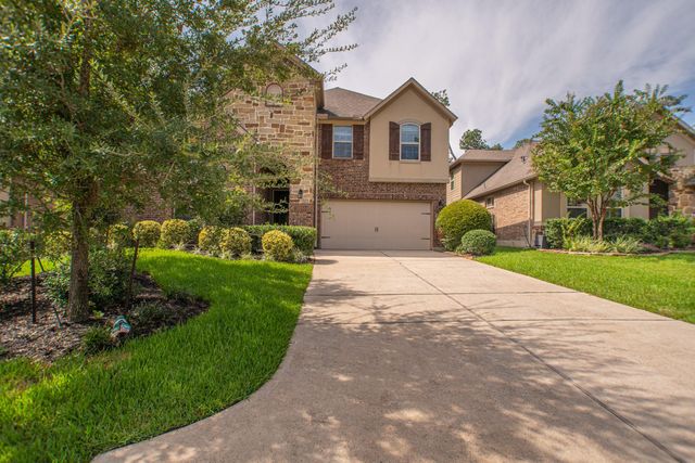 31 Whispering Thicket Place, The Woodlands, TX 77375