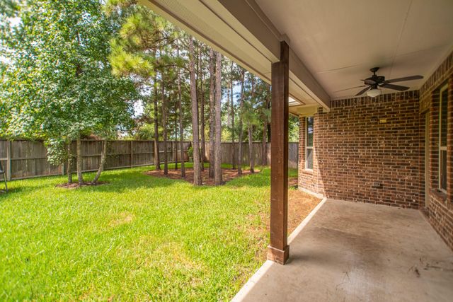 31 Whispering Thicket Place, The Woodlands, TX 77375