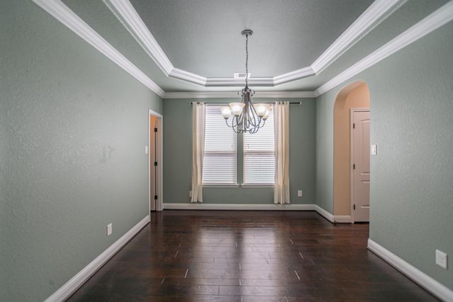 31 Whispering Thicket Place, The Woodlands, TX 77375