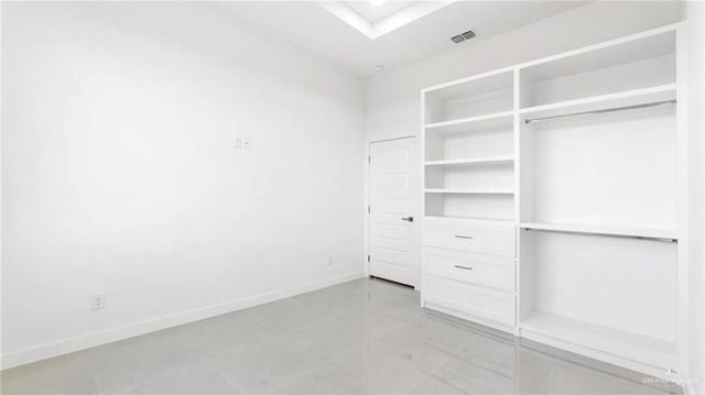 1033 W Solaris Lane, Edinburg, TX 78541