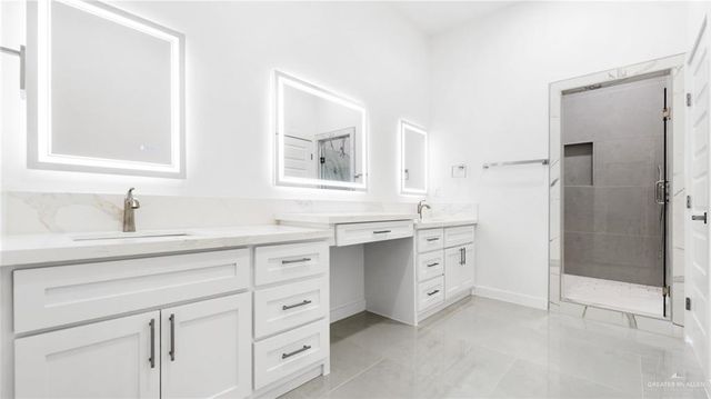 1033 W Solaris Lane, Edinburg, TX 78541
