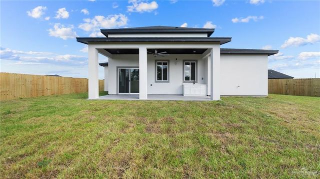 1033 W Solaris Lane, Edinburg, TX 78541