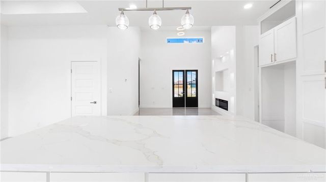 1033 W Solaris Lane, Edinburg, TX 78541