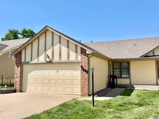 5644 SW Barrington Ct N, Topeka, KS 66614