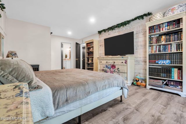 408 Daisy Court, Jackson, NJ 08527