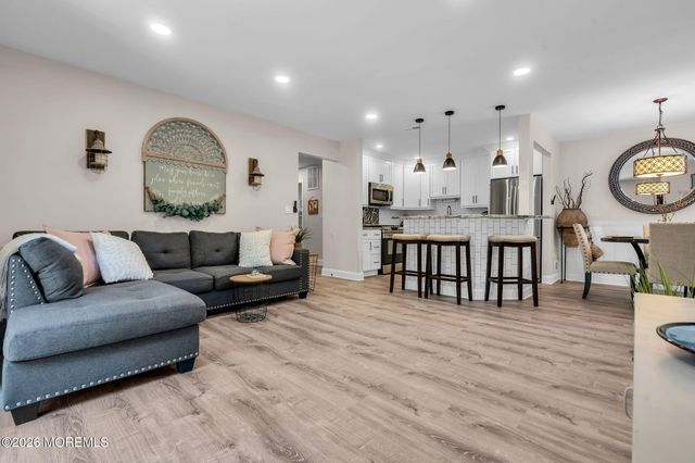 408 Daisy Court, Jackson, NJ 08527