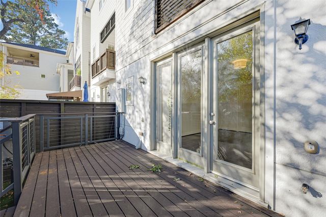 1750 W 23rd Street, Houston, TX 77008