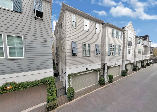 1750 W 23rd Street, Houston, TX 77008