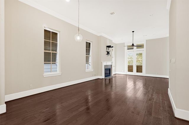 1750 W 23rd Street, Houston, TX 77008