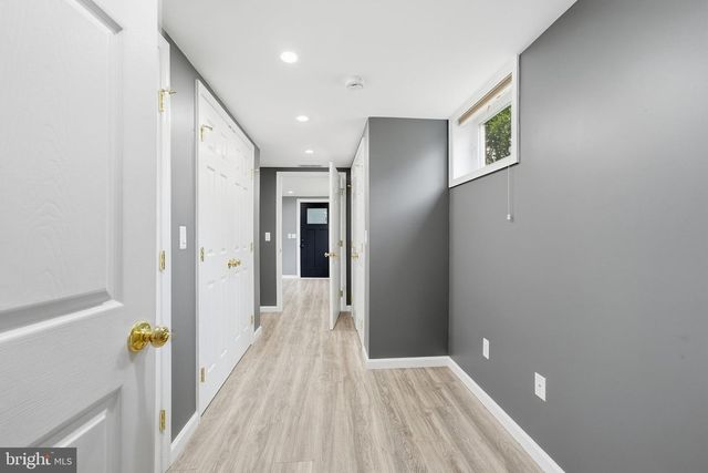 8411 LELAND RD, Manassas, VA 20111