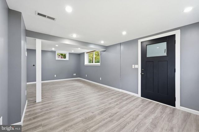 8411 LELAND RD, Manassas, VA 20111