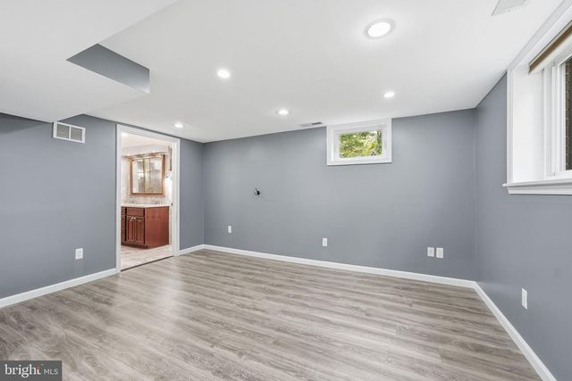 8411 LELAND RD, Manassas, VA 20111