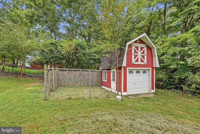 8411 LELAND RD, Manassas, VA 20111