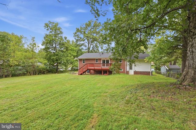 8411 LELAND RD, Manassas, VA 20111