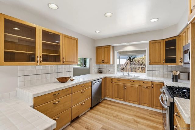4541 Patria, San Diego, CA 92115
