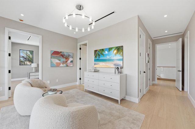 210 Cortez Road, West Palm Beach, FL 33405