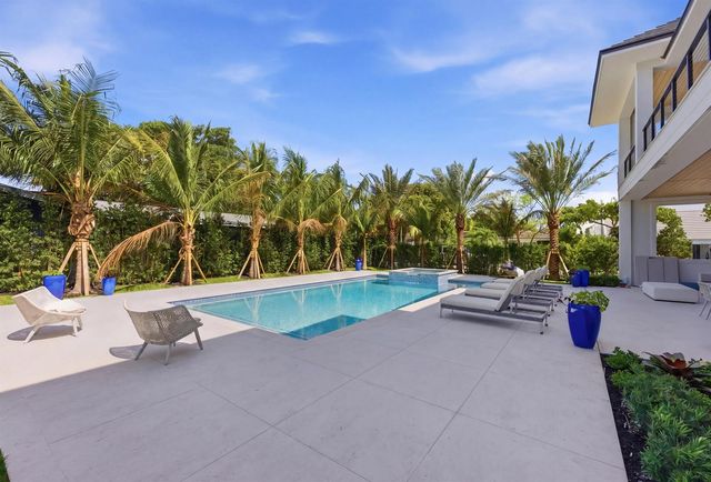 210 Cortez Road, West Palm Beach, FL 33405