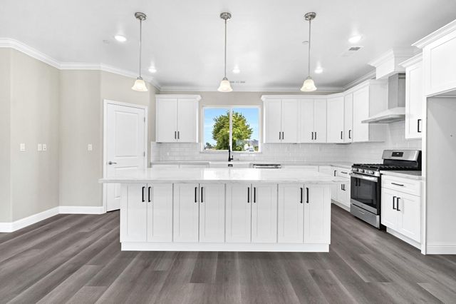 17753 Seabright Dr., Madera, CA 93638