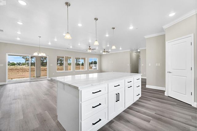 17753 Seabright Dr., Madera, CA 93638