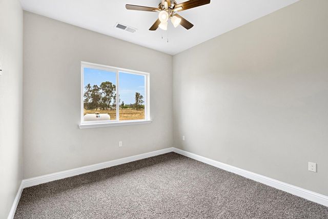 17753 Seabright Dr., Madera, CA 93638