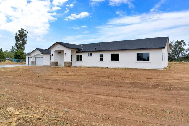 17753 Seabright Dr., Madera, CA 93638