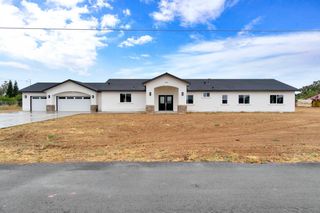 17753 Seabright Dr., Madera, CA 93638