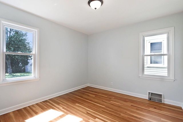 3817 S 20th PLACE, Milwaukee, WI 53221