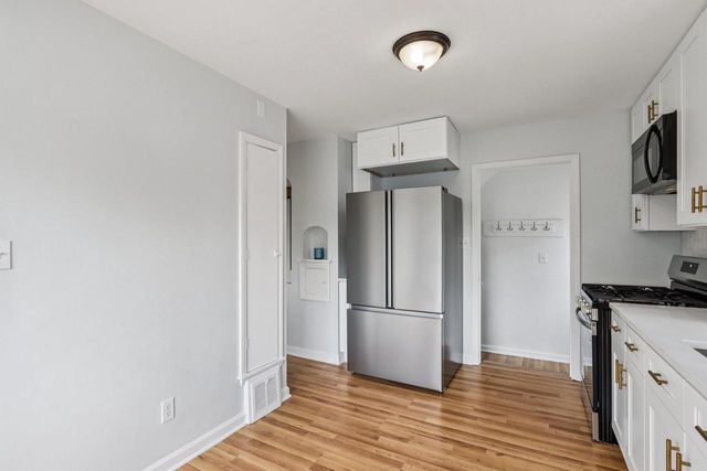 3817 S 20th PLACE, Milwaukee, WI 53221
