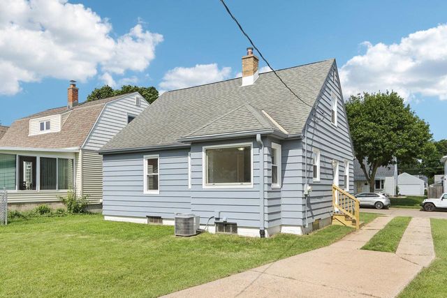 3817 S 20th PLACE, Milwaukee, WI 53221