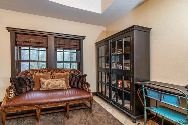 5 Montclair Circle, Longview, TX 75601