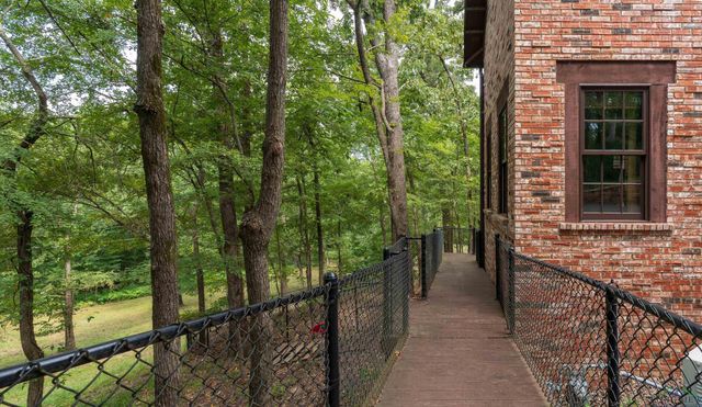 5 Montclair Circle, Longview, TX 75601