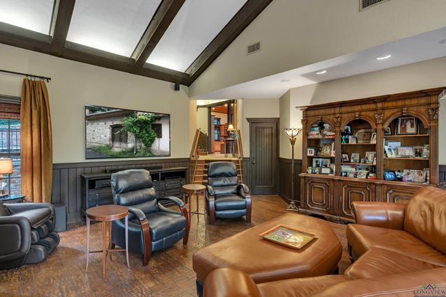 5 Montclair Circle, Longview, TX 75601