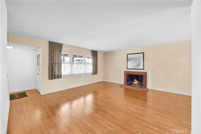 130 Coastline Drive, Seal Beach, CA 90740