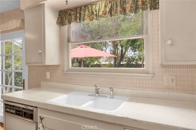 130 Coastline Drive, Seal Beach, CA 90740