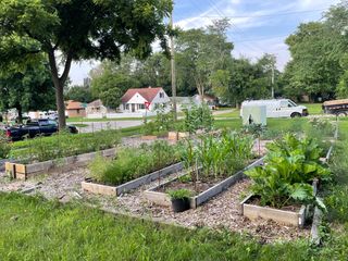 324 N DAY Avenue, Rockford, IL 61101