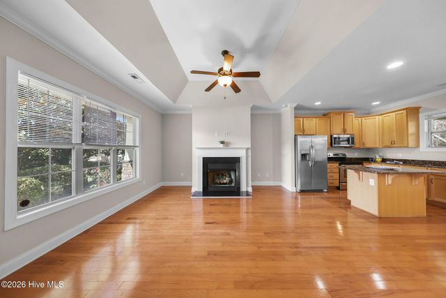 2202 E Oak Bridge Drive NE, Leland, NC 28451