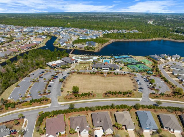 2202 E Oak Bridge Drive NE, Leland, NC 28451