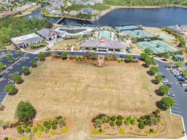 2202 E Oak Bridge Drive NE, Leland, NC 28451