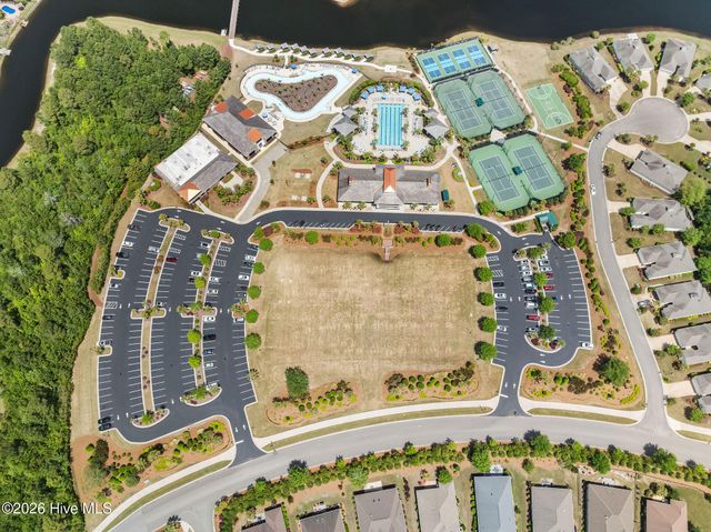2202 E Oak Bridge Drive NE, Leland, NC 28451