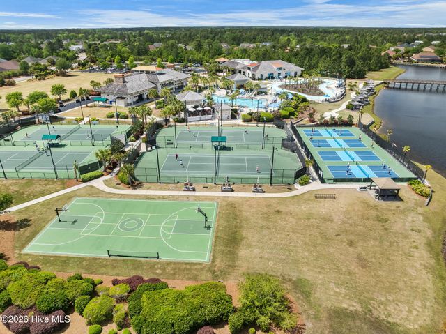2202 E Oak Bridge Drive NE, Leland, NC 28451