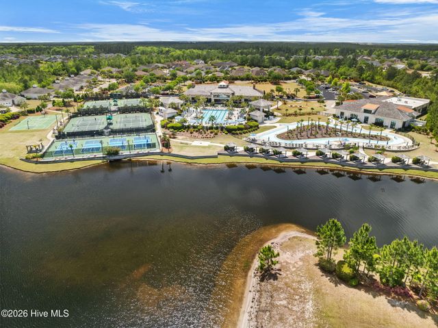2202 E Oak Bridge Drive NE, Leland, NC 28451