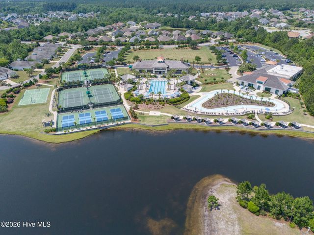 2202 E Oak Bridge Drive NE, Leland, NC 28451