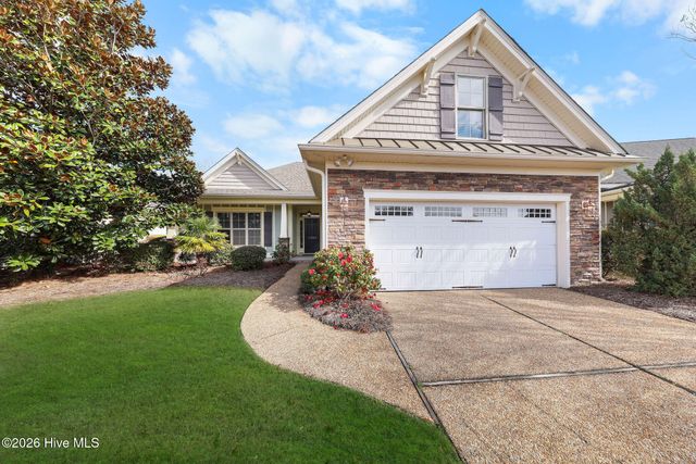 2202 E Oak Bridge Drive NE, Leland, NC 28451