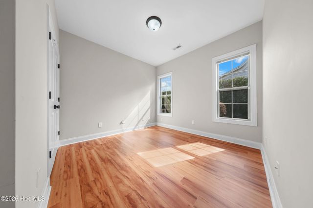 2202 E Oak Bridge Drive NE, Leland, NC 28451