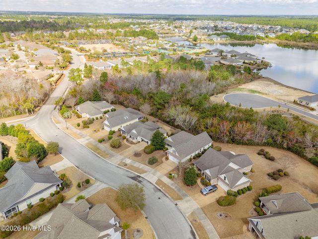 2202 E Oak Bridge Drive NE, Leland, NC 28451