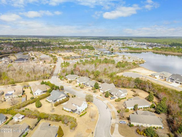 2202 E Oak Bridge Drive NE, Leland, NC 28451