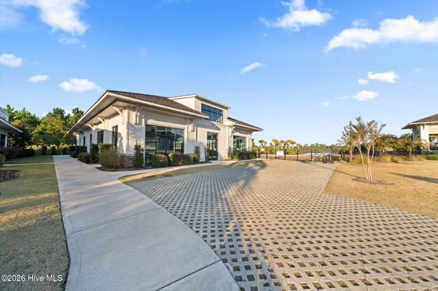 2202 E Oak Bridge Drive NE, Leland, NC 28451