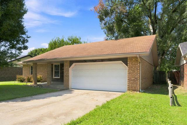 2013 S Grant Avenue, Springfield, MO 65807