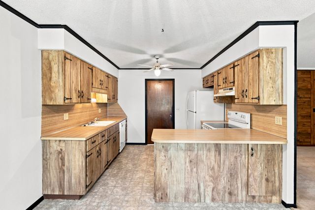 2013 S Grant Avenue, Springfield, MO 65807