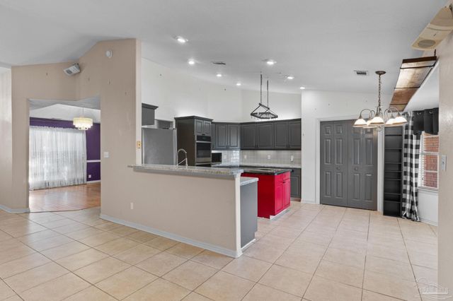 1944 Jessica Way, Navarre, FL 32566